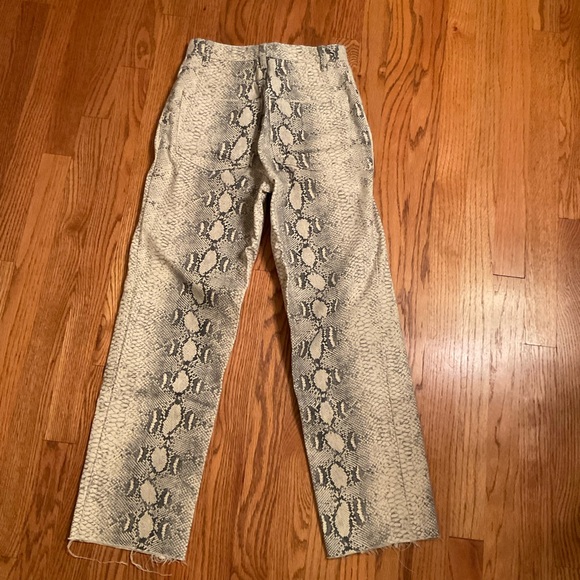 Zara Women Premium Denim Collection Jeans, Grey Snake Print, 5-Pocket, Sz 4 - Picture 8 of 15